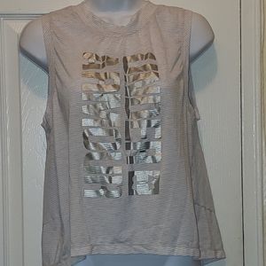 UNDER ARMOUR LOOSE TANK